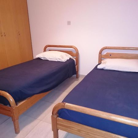 Family Apartment In Mackezie Lárnaka Kültér fotó