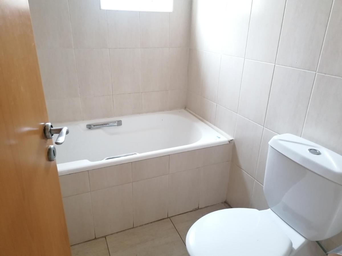Family Apartment In Mackezie Lárnaka Kültér fotó
